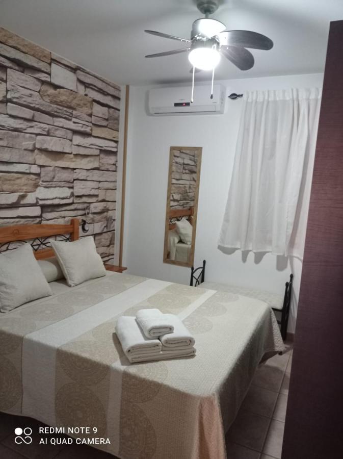 Vivienda Rodriguez Apartment Arroyo Frio Luaran gambar